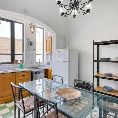 شقة Three Cities 3 Bedroom Townhouse With Rooftop Terrace And Marina Views