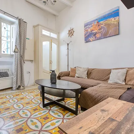 شقة Three Cities 3 Bedroom Townhouse With Rooftop Terrace And Marina Views