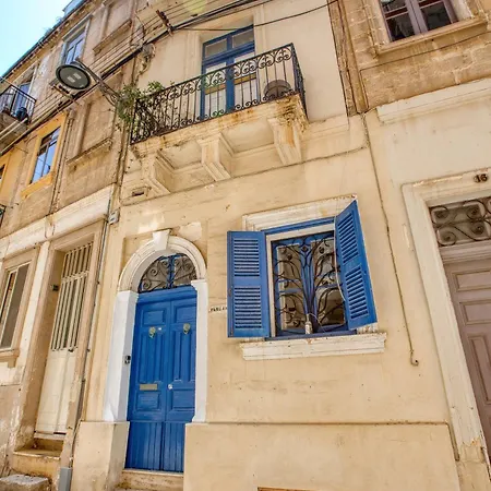 Three Cities 3 Bedroom Townhouse With Rooftop Terrace And Marina Views شقة *